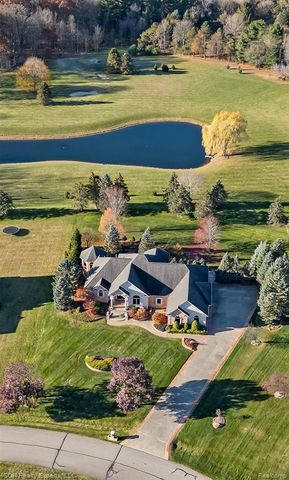 72755 Solanus Drive, Bruce, MI 48065