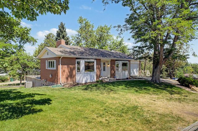 2555 Queen Street, Denver, CO 80215