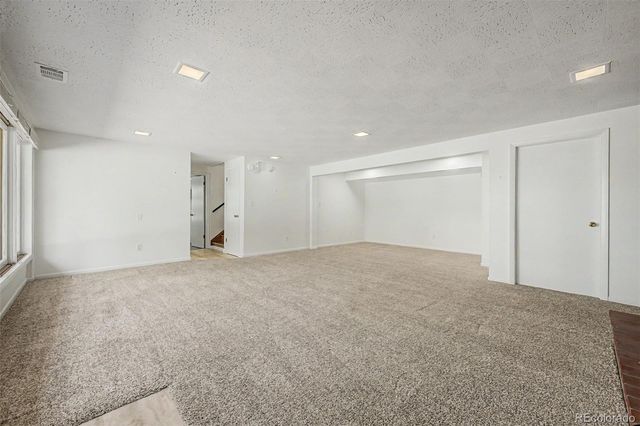 2555 Queen Street, Denver, CO 80215