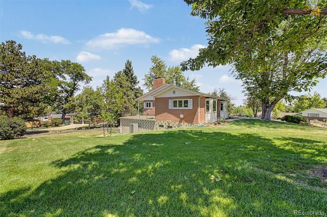 2555 Queen Street, Denver, CO 80215
