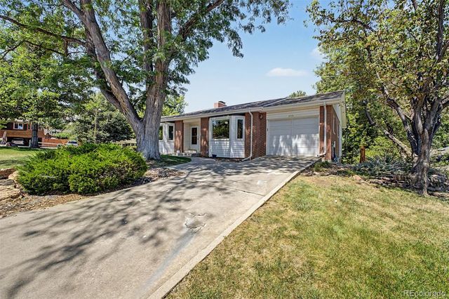 2555 Queen Street, Denver, CO 80215