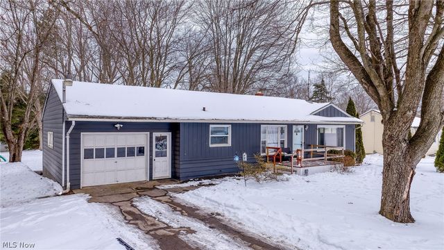 619 Moore Road, Akron, OH 44319