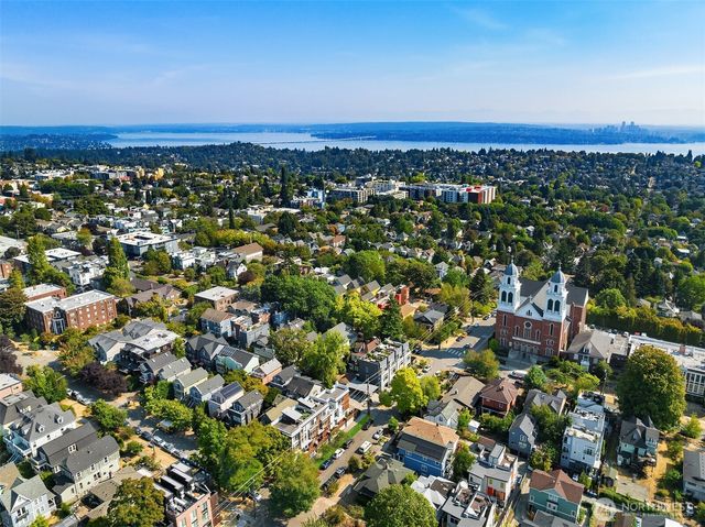 1704 E Marion Street, Seattle, WA 98122