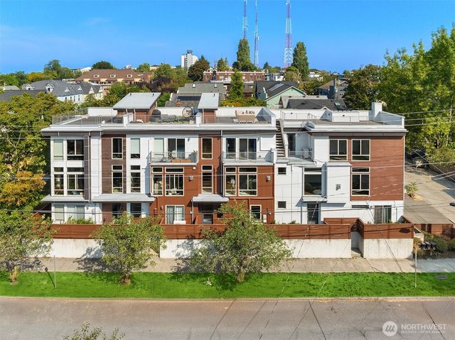 1704 E Marion Street, Seattle, WA 98122