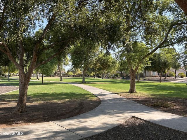 2346 E DEVON Court, Gilbert, AZ 85296