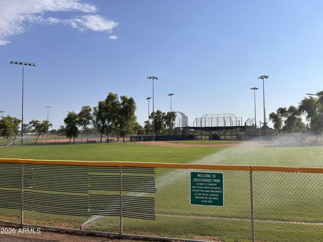 2346 E DEVON Court, Gilbert, AZ 85296