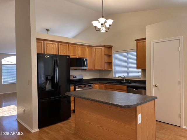 2346 E DEVON Court, Gilbert, AZ 85296