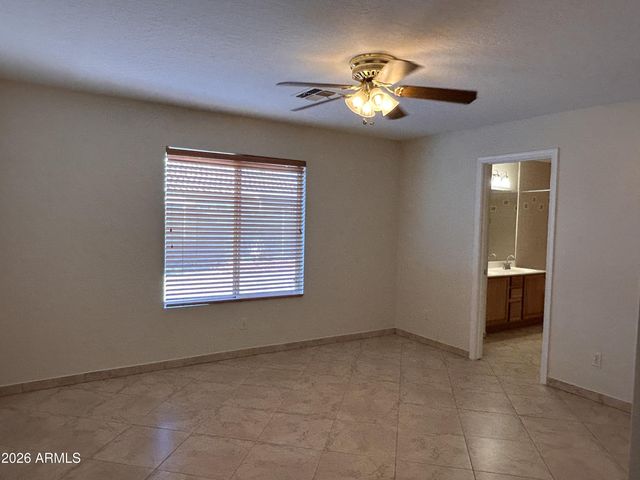 2346 E DEVON Court, Gilbert, AZ 85296
