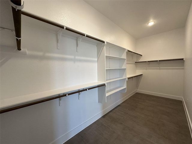 1321 Robin TRL, Round Rock, TX 78681