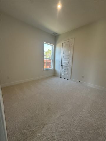 1321 Robin TRL, Round Rock, TX 78681