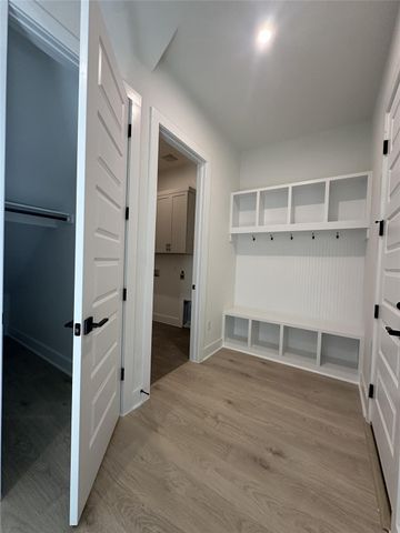 1321 Robin TRL, Round Rock, TX 78681