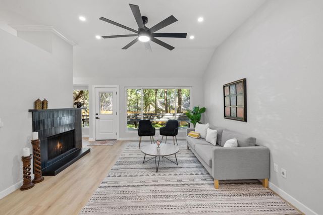 2804 Allison DR, Austin, TX 78741