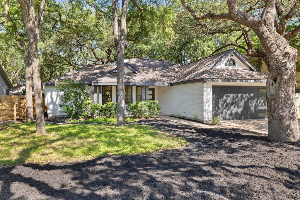2804 Allison DR, Austin, TX 78741