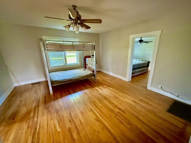 560 State Line Rd, Loretto, TN 38469