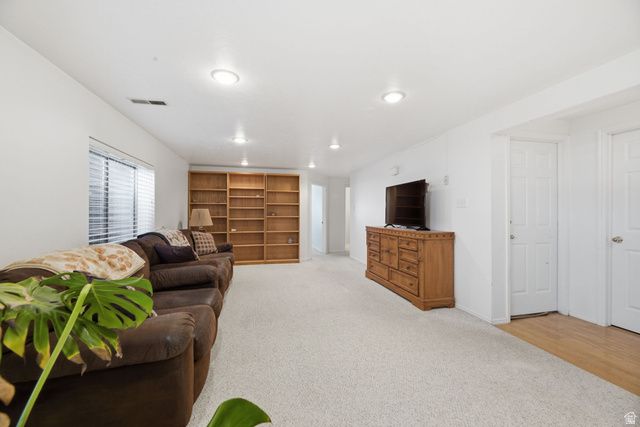 3642 W ANGUS DR, South Jordan, UT 84009