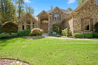 1816 Stone Ridge Drive, Hinckley, OH 44233