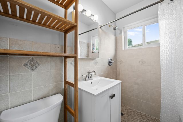 400 NW 52ND Court, Oakland Park, FL 33309