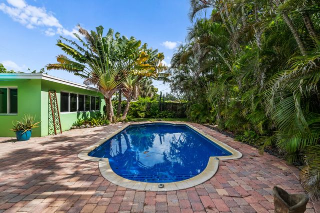 400 NW 52ND Court, Oakland Park, FL 33309