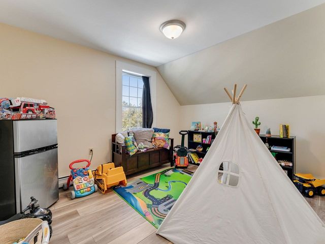 516 Fairfax Street, St. Albans Town, VT 05481