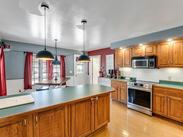 516 Fairfax Street, St. Albans Town, VT 05481