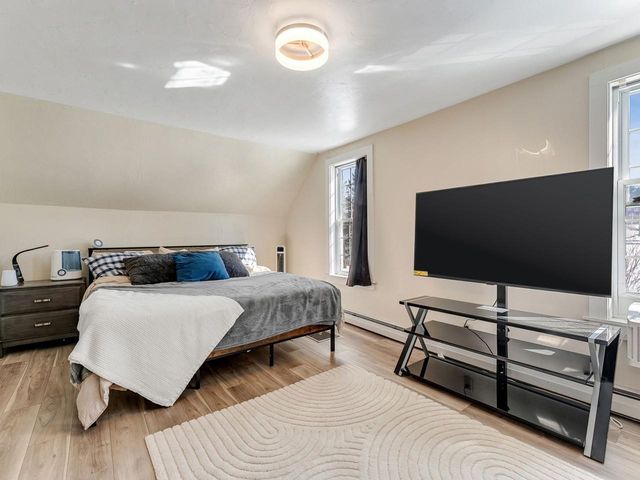 516 Fairfax Street, St. Albans Town, VT 05481