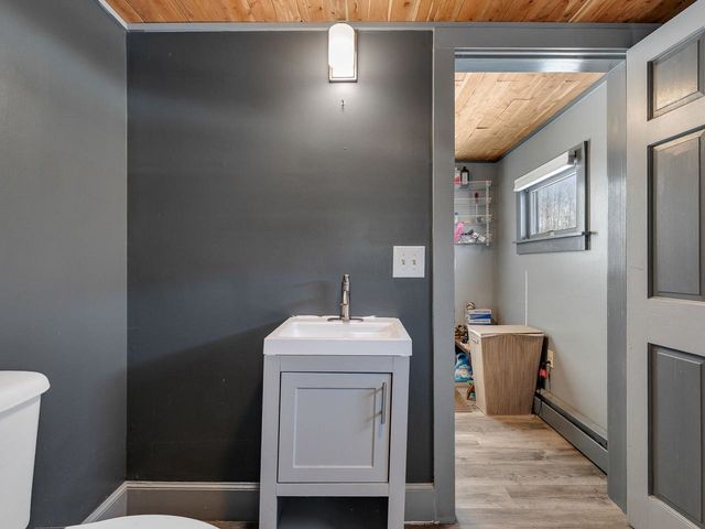 516 Fairfax Street, St. Albans Town, VT 05481