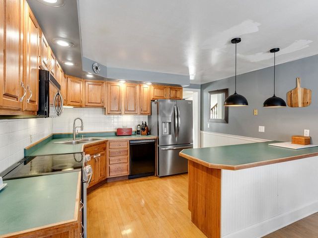 516 Fairfax Street, St. Albans Town, VT 05481