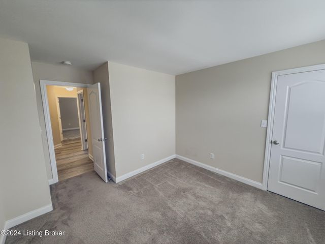 6609 Rolling Pasture Way, Louisville, KY 40299