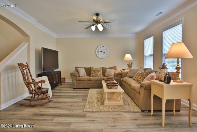 6609 Rolling Pasture Way, Louisville, KY 40299