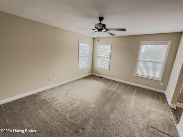 6609 Rolling Pasture Way, Louisville, KY 40299