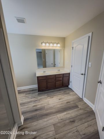 6609 Rolling Pasture Way, Louisville, KY 40299