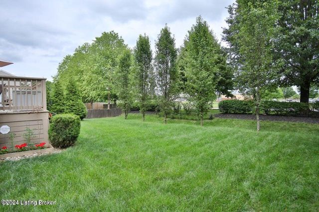 6609 Rolling Pasture Way, Louisville, KY 40299