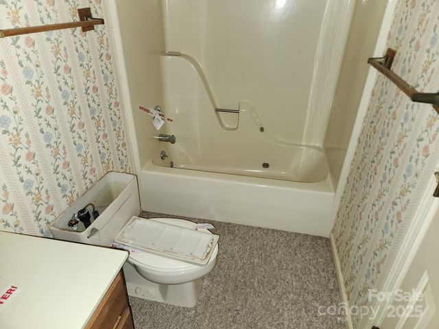 2129 Black Oak Drive, Sapphire, NC 28774