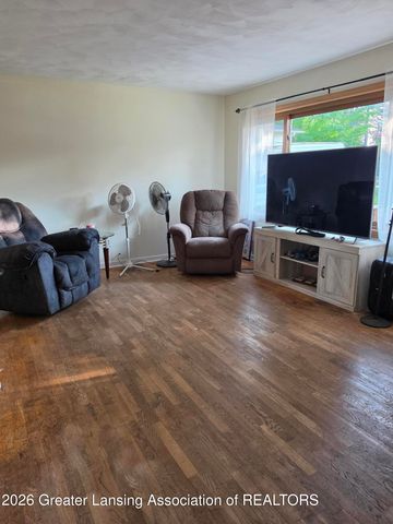 2202 N Eifert Road, Holt, MI 48842