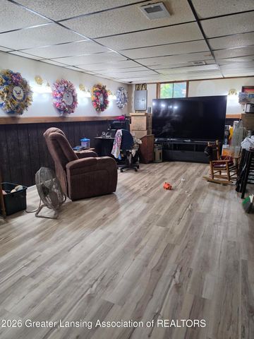 2202 N Eifert Road, Holt, MI 48842