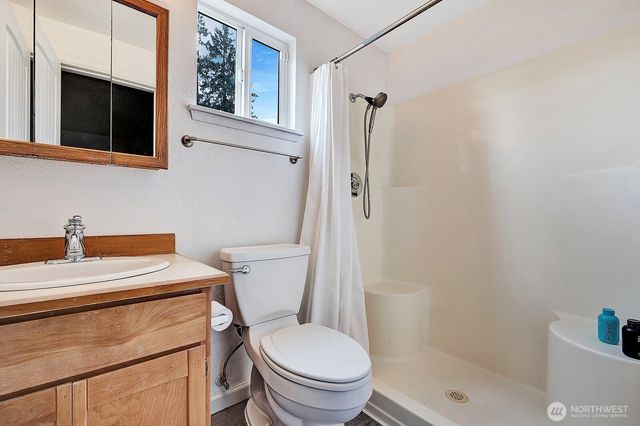 9121 229th Street E, Graham, WA 98338