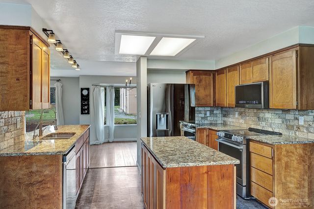 9121 229th Street E, Graham, WA 98338