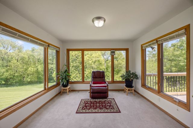 935 Woodland Drive, Carlisle, IA 50047
