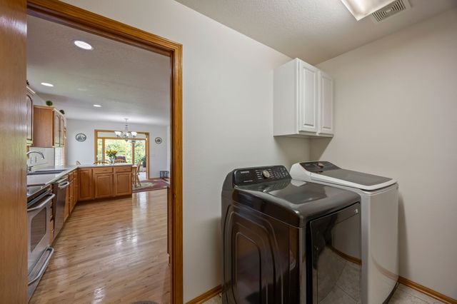 935 Woodland Drive, Carlisle, IA 50047