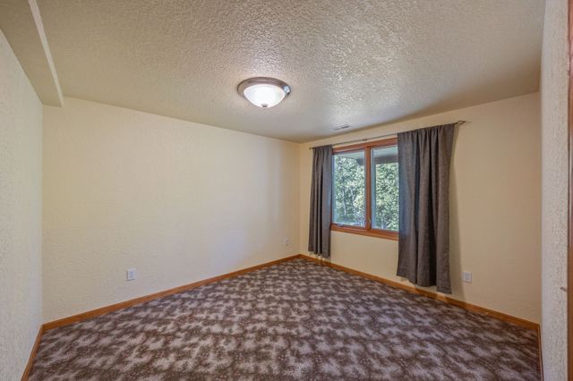935 Woodland Drive, Carlisle, IA 50047