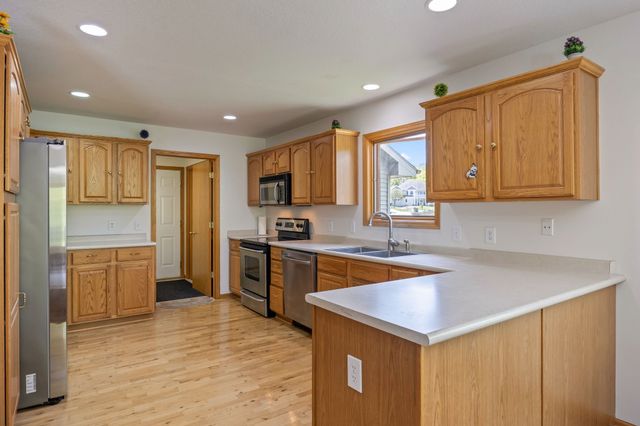 935 Woodland Drive, Carlisle, IA 50047