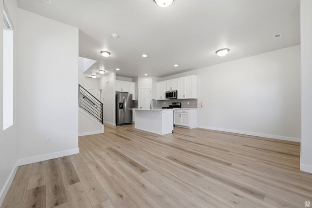 3318 W 3745 S, West Haven, UT 84401