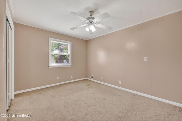 6003 Jeanine Dr, Louisville, KY 40219