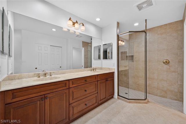 2020 Tarpon Bay DR N 101, Naples, FL 34119