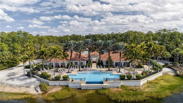 2020 Tarpon Bay DR N 101, Naples, FL 34119