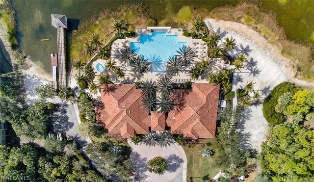 2020 Tarpon Bay DR N 101, Naples, FL 34119