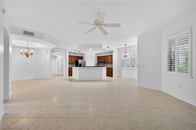 2020 Tarpon Bay DR N 101, Naples, FL 34119