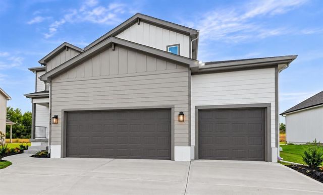 18925 W 193 Terrace, Spring Hill, KS 66083