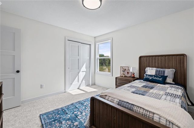 18925 W 193 Terrace, Spring Hill, KS 66083