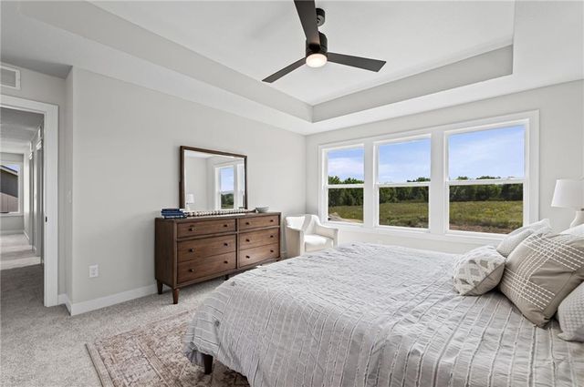18925 W 193 Terrace, Spring Hill, KS 66083